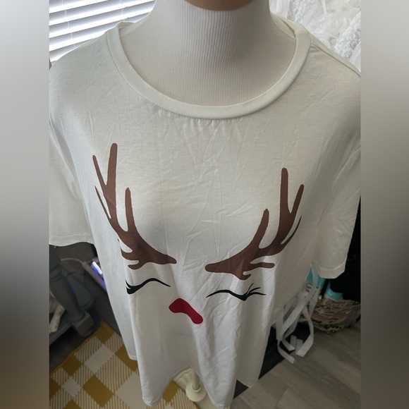 New x-más shirt very cute - Picture 5 of 8